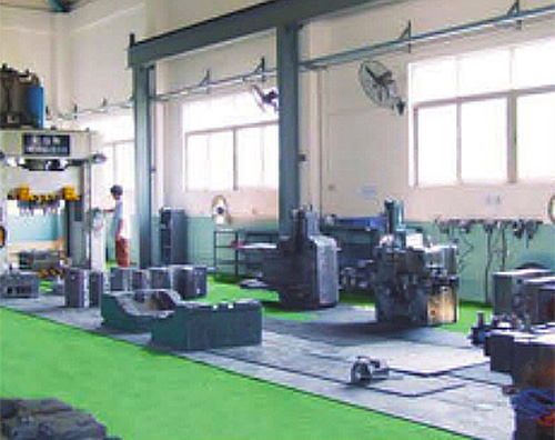 Factory workshop equipment